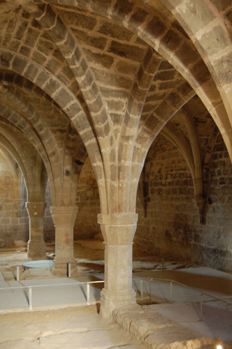 Columnas interiuores de la cilla del monasterio de Rueda
